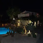 Yuccas House Σεσίμπρα