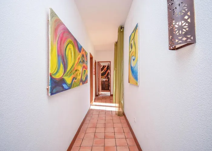 Yuccas House Βίλα