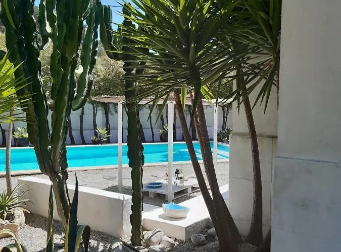 Yuccas House Βίλα Σεσίμπρα